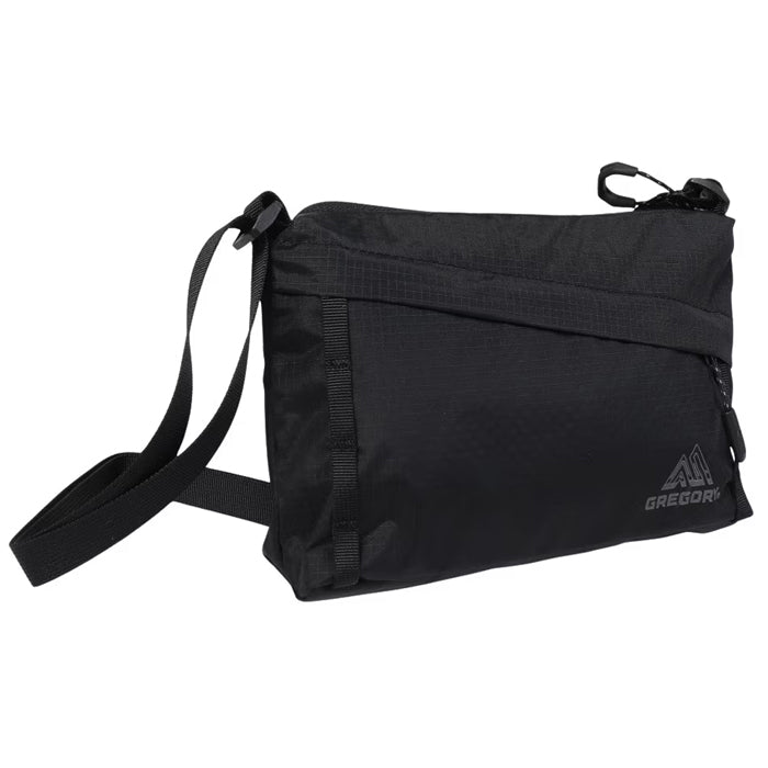 GREGORY CROSSBODY BAG AL メンズ レディース グレゴリー クロスボディバッグ ショルダーバッグ 肩掛け サコッシュ サブバッグ アウトドア フェス 旅行 通勤 お出かけ 買い物 レジャー ドライブ 小型 2.5リットル リフレクター ユニセックス お揃い 黒 ズーム ブラック