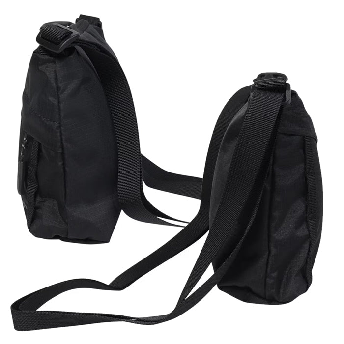 GREGORY CROSSBODY BAG AL メンズ レディース グレゴリー クロスボディバッグ ショルダーバッグ 肩掛け サコッシュ サブバッグ アウトドア フェス 旅行 通勤 お出かけ 買い物 レジャー ドライブ 小型 2.5リットル リフレクター ユニセックス お揃い 黒 ズーム ブラック