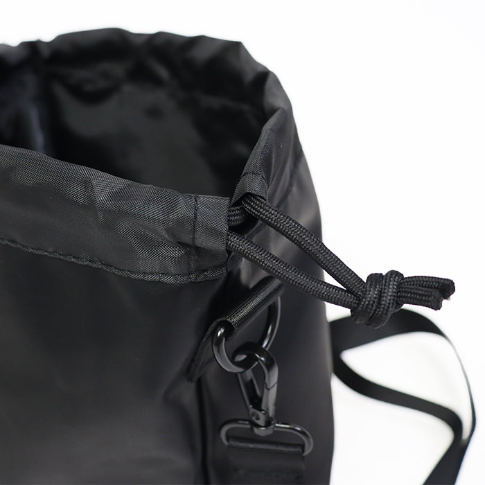 ショルダーポーチ DARK 90S DRAWSTRING BAG | ニューエラ |