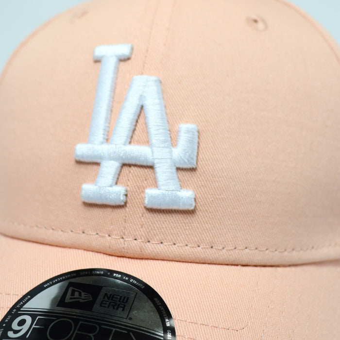 【激レアカラー】ニューエラ NEW ERA ピンク 刺繍 BLUSH SKY キャップ メンズ レディース 9FORTY アジャスター ドジャース 940 MLB 帽子 調節可能 ブランド ストリート 桜色 日本未発売