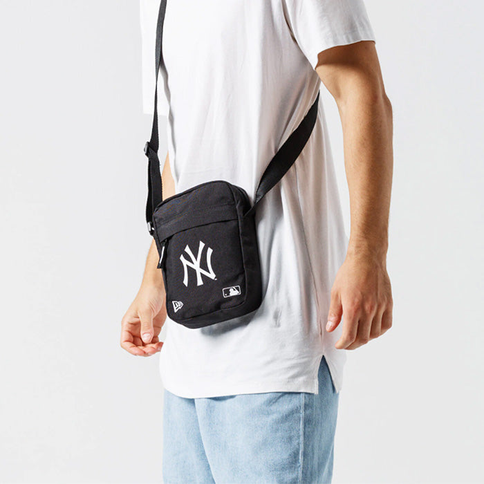 NEW ERAニューエラ｜ポーチ バッグ【MLB ヤンキース】
