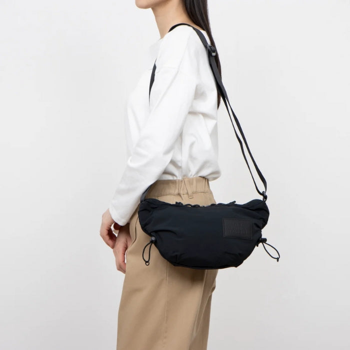 完売！ノースフェイス　H-SLING　ボディバッグ　ショルダーバッグ　IVO THE NORTH FACE（ザ ノースフェイス） ノースフェイス ボディバッグ