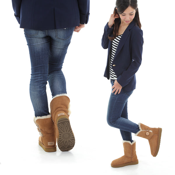 【全3色】UGG ブーツ レディース ブランド アグ ベイリーボタン2 1016226 靴 カウスエード 撥水 軽量 裏ボア ボタン ホック シンプル 旅行